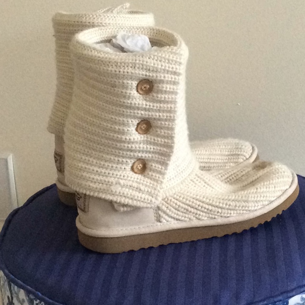 Cream knit UGG boots
